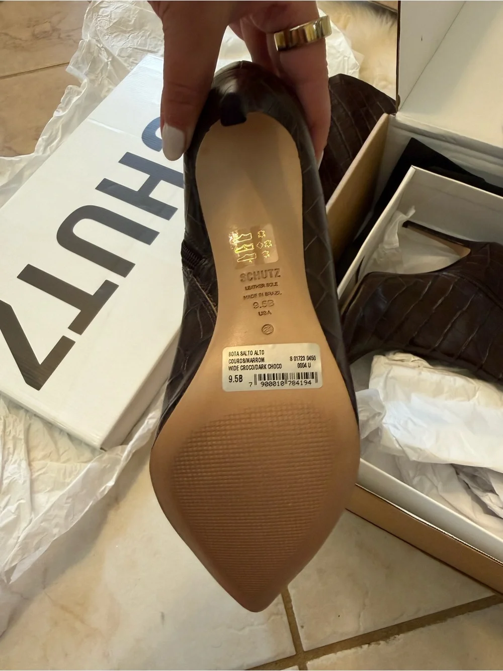 SCHUTZ make boot toe